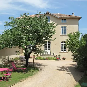 https://le-lit-du-loup.hotels-rhonealpes.com